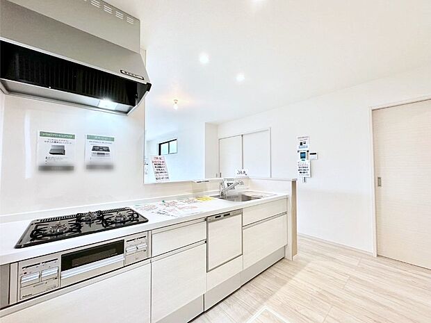 お料理を効率的に、楽しく！システムキッチン  