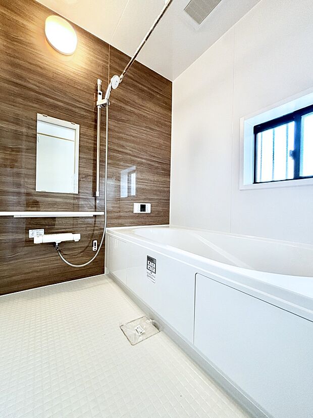 一日の疲れを癒やす大切なバスタイム。ゆっくりとお風呂を楽しんで疲れをとりたいですね！  