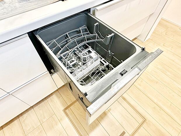 面倒なお片づけは食洗機にお任せ!家事の負担が減って、時間にも気持ちにもゆとりができます。