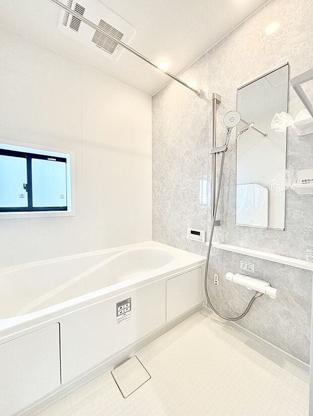 一日の疲れを癒やす大切なバスタイム。ゆっくりとお風呂を楽しんで疲れをとりたいですね！  