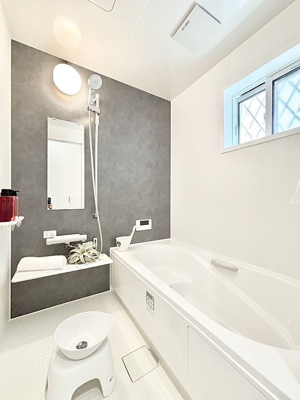 一日の疲れを癒やす大切なバスタイム。ゆっくりとお風呂を楽しんで疲れをとりたいですね!