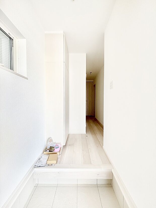 家族の帰宅やお客様をあたたかく迎える玄関