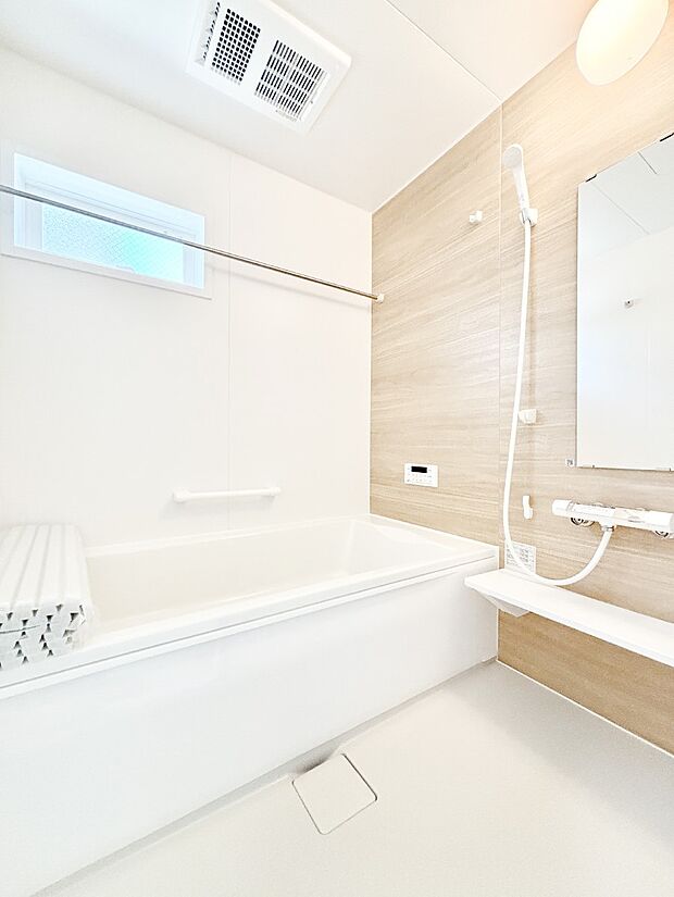 一日の疲れを癒やす大切なバスタイム。ゆっくりとお風呂を楽しんで疲れをとりたいですね！  