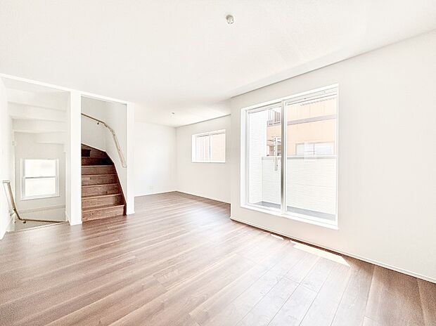 住む方の個性が引き出される、インテリアを考えるのが楽しみなリビングです！   