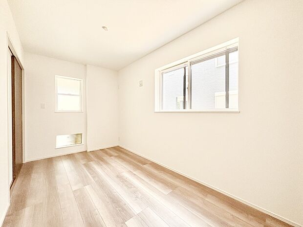 2面採光を確保した明るい空間。家族みんなが快適な暮らしを実現する設計です。