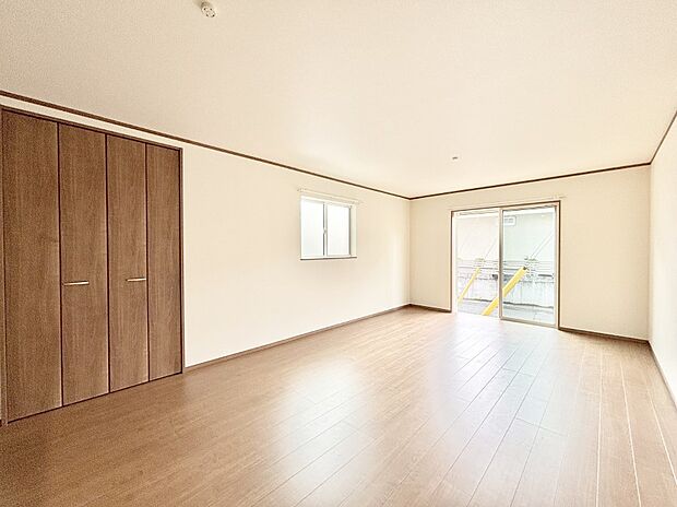 どこにいても家族のつながりを感じられるコミュニケーションリビング。 