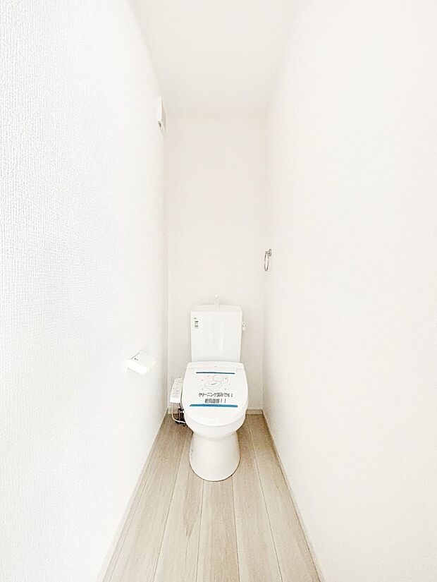 毎日を快適に！清潔感あるシャワートイレ。