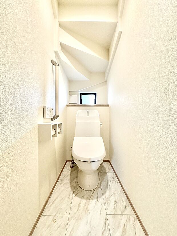 トイレは1階と2階それぞれに配置されていてとても便利です。 