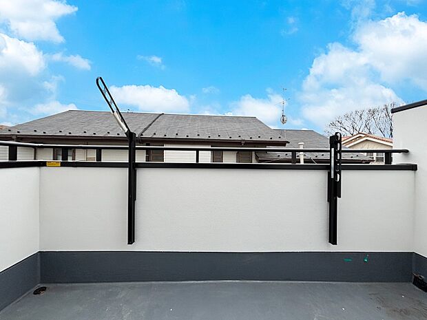 風通しの良いバルコニー