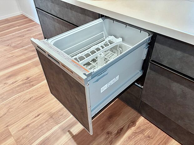 面倒なお片づけは食洗機にお任せ!家事の負担が減って、時間にも気持ちにもゆとりができます。