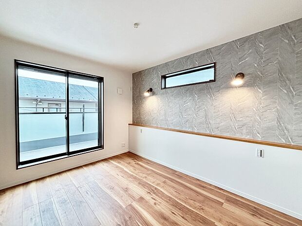 明るいバルコニーサイドに洋室を設置。目覚めの良い寝室に。