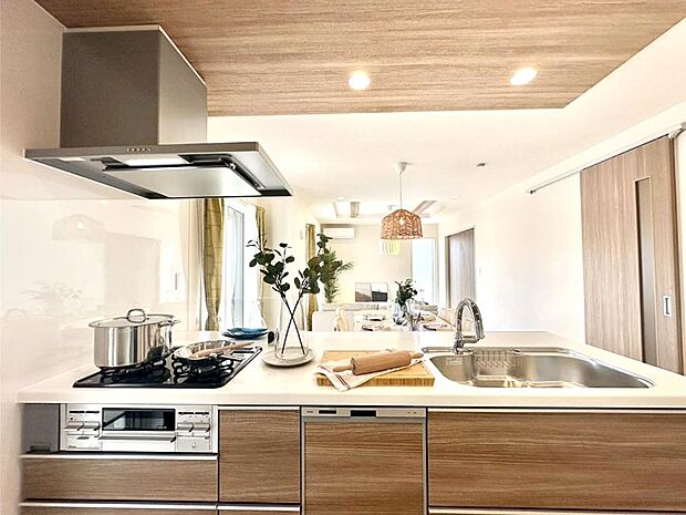 お料理を効率的に、楽しく!システムキッチン