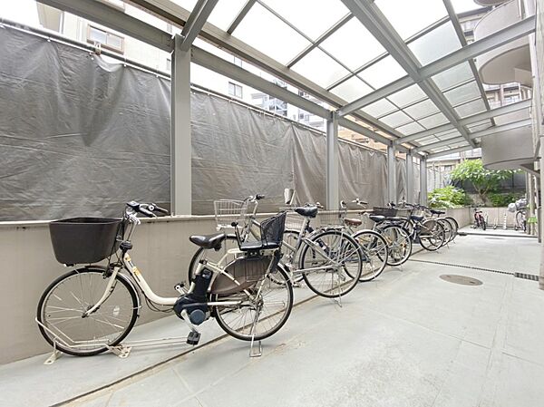 外観「無料オンライン相談」受付中！自転車置き場（空き状況は都度ご確認ください）