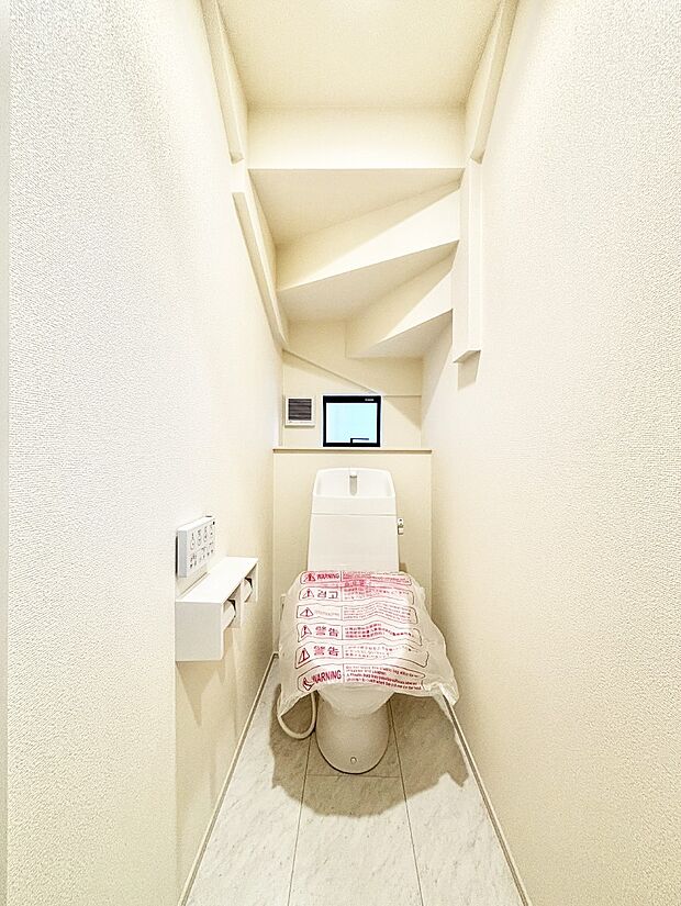 トイレは1階と2階それぞれに配置されていてとても便利です。 