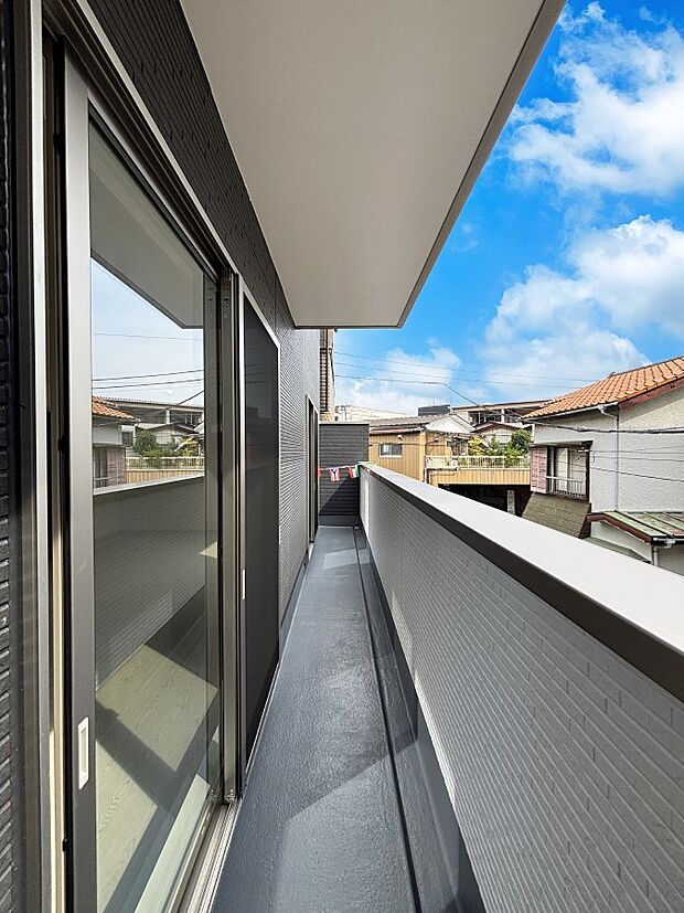 風通しの良いバルコニー