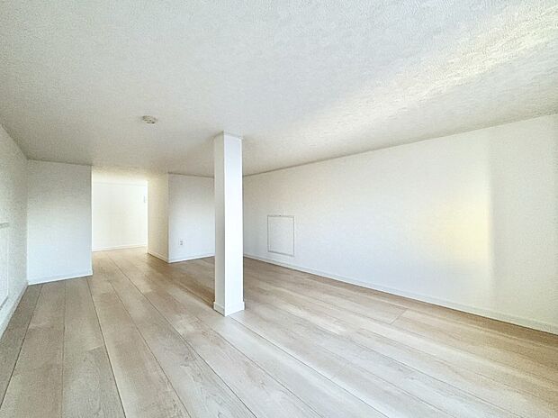 季節品や趣味の品などたっぷり収納出来る小屋裏収納付きです。