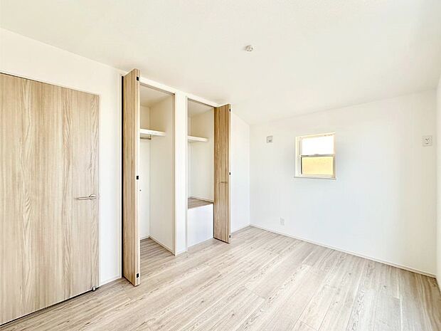 収納が充実しているので、居住スペースを広く使えます。