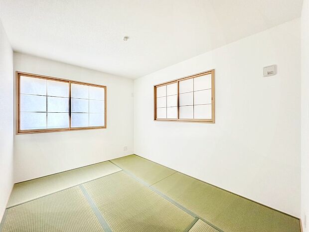 柔らかい畳の空間は、お子様の遊び場や来客時のおもてなしの場所として重宝します。