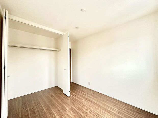 収納が充実しているので居住スペースを広々使えます