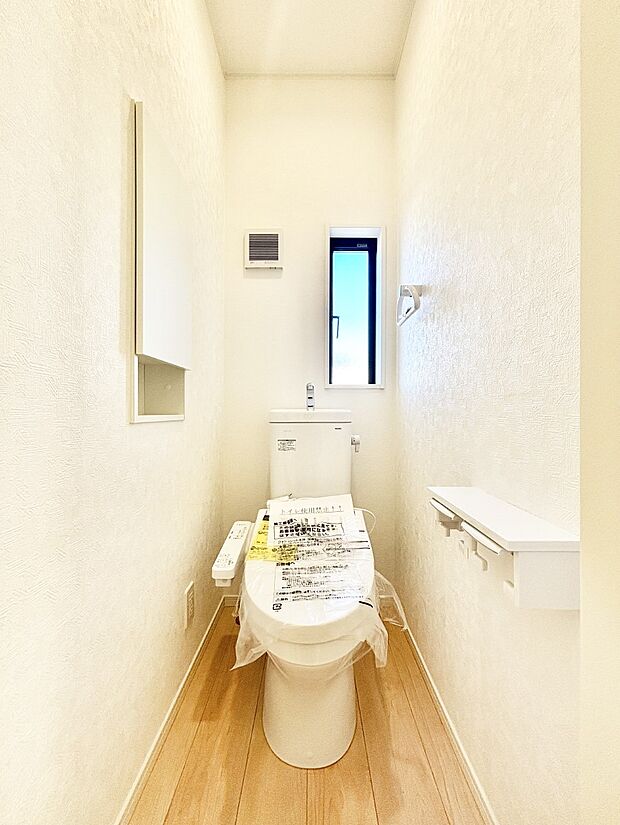 トイレは1階と2階それぞれに配置されていてとても便利です。 