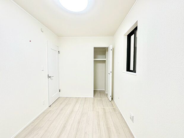 1階サービスルームは個室として利用できます