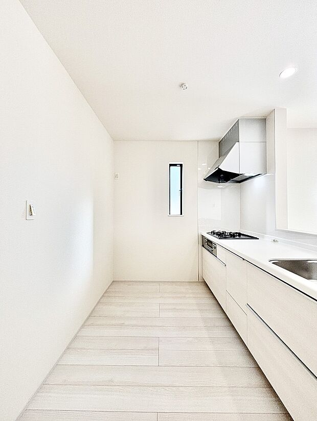 ゆとりあるキッチンではご家族と楽しくお料理ができます。