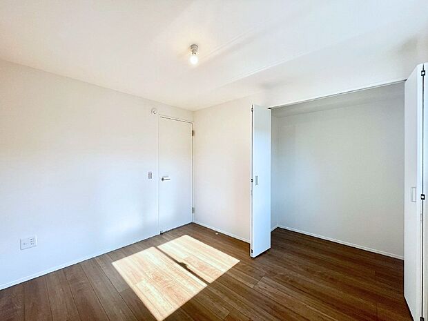 収納が充実しているので、居住スペースを広く使えます。