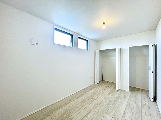 子供部屋にもおすすめな収納スペースたっぷりの居室