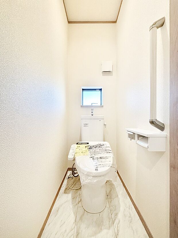 白を基調とした清潔感のある落ち着ける空間