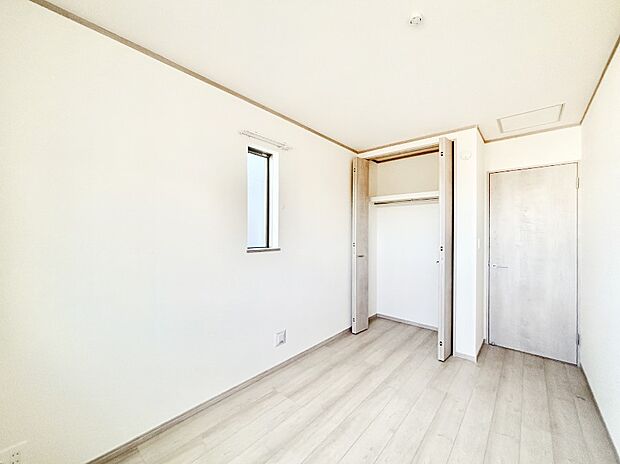 ナチュラルなフローリングはどんなインテリアにもマッチ