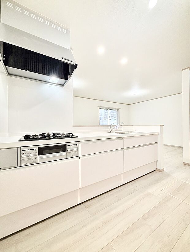 ゆとりあるキッチンではご家族と楽しくお料理ができます。