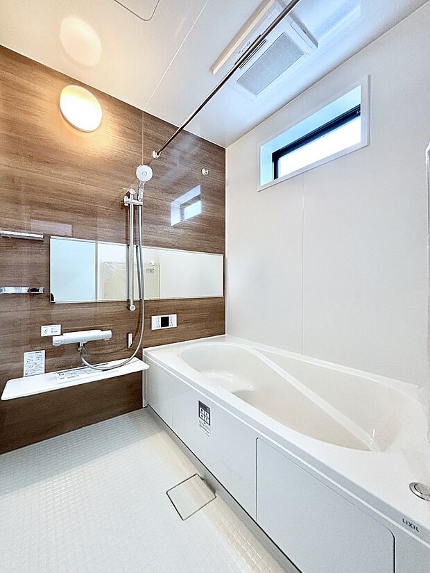 一日の疲れを癒やす大切なバスタイム。ゆっくりとお風呂を楽しんで疲れをとりたいですね!