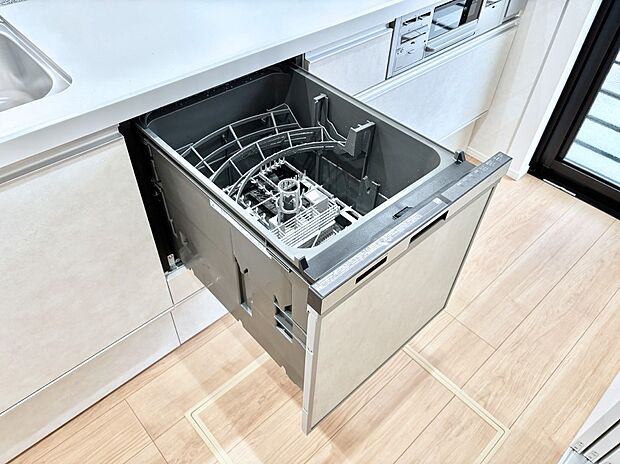 面倒なお片づけは食洗機にお任せ!家事の負担が減って、時間にも気持ちにもゆとりができます。