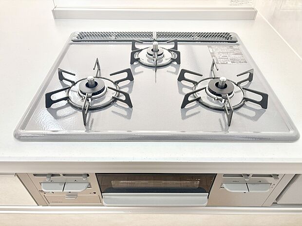 三口ガスコンロでお料理が一気にはかどりそう。