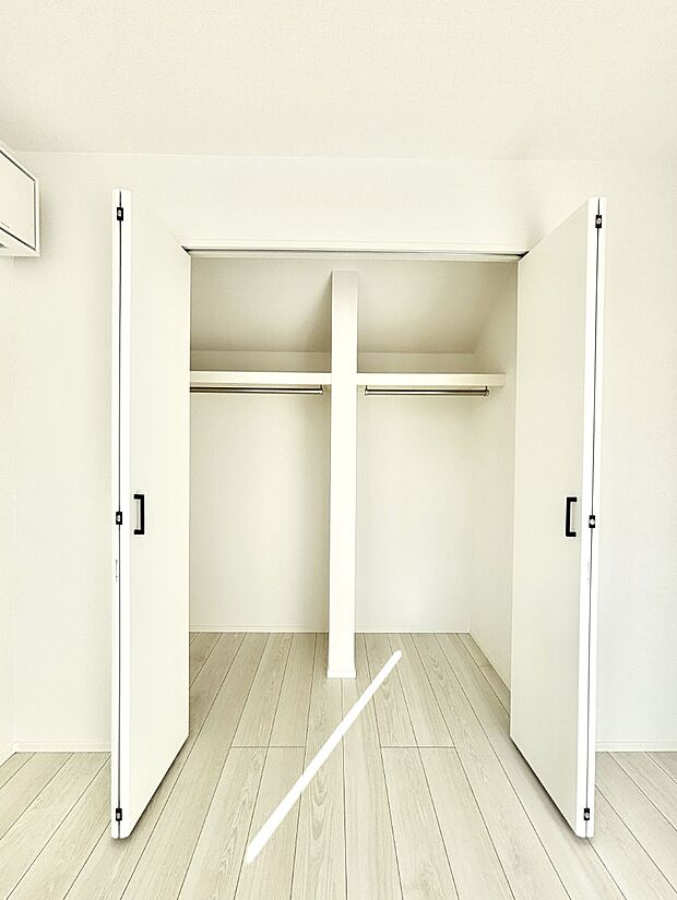 たっぷりの収納スペースで快適に暮らせそう