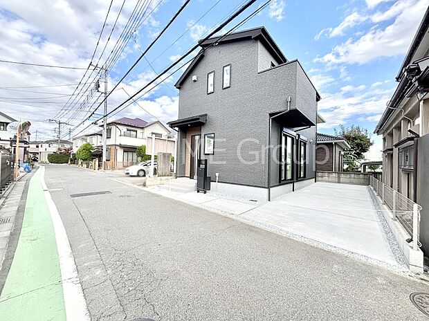 前面道路はきちんと整備されています