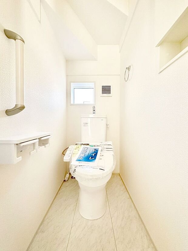 トイレは安心の2箇所!朝のバタバタも一安心です。