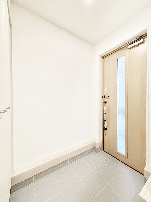 家族の帰宅やお客様をあたたかく迎える玄関