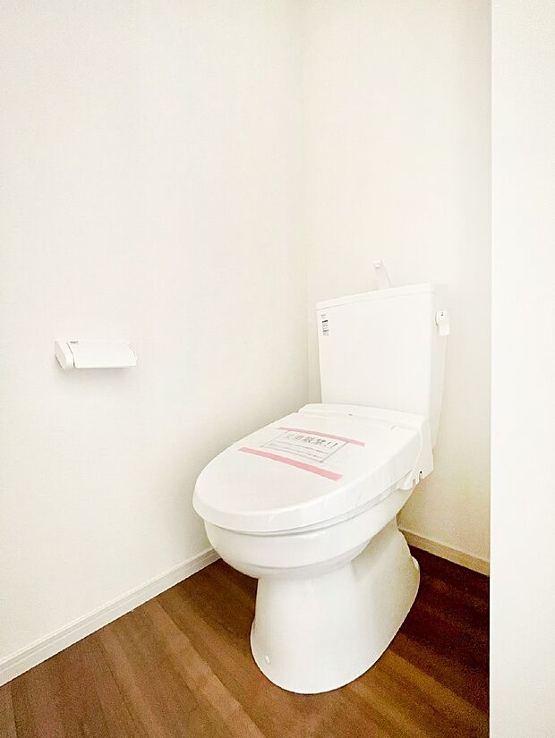 トイレは安心の2箇所！朝のバタバタも一安心です。