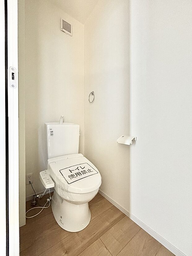 トイレは1階と2階それぞれに配置されていてとても便利です。 