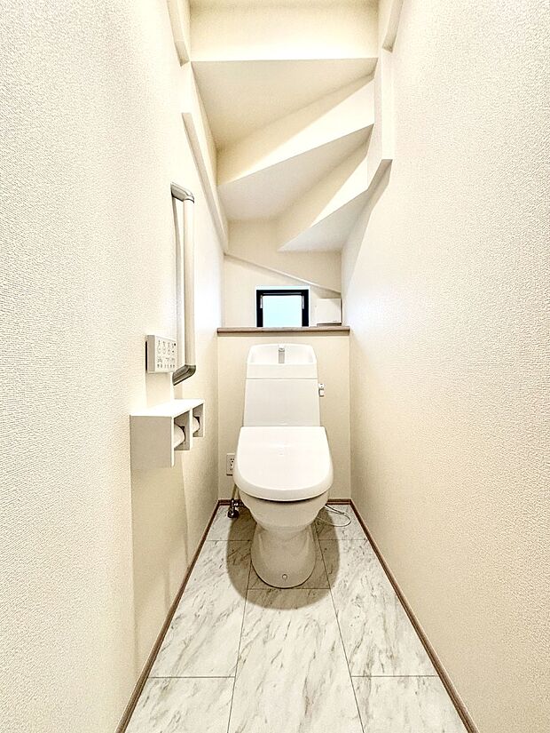 トイレは1階と2階それぞれに配置されていてとても便利です。