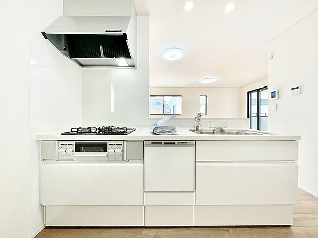 毎日使うキッチンだから、使いやすさ&お手入れのしやすさにこだわりました。