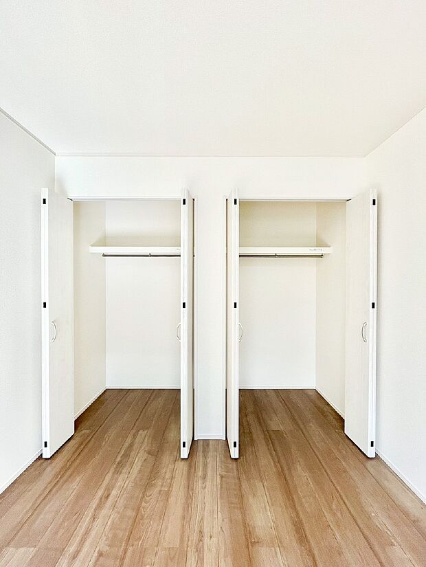 たっぷりの収納スペースで快適に暮らせそう