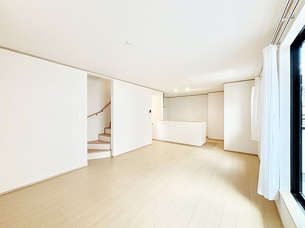 住む方の個性が引き出される、インテリアを考えるのが楽しみなリビングです!