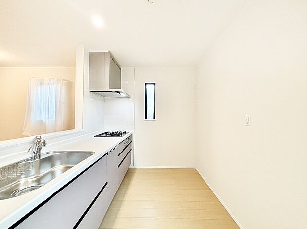 ゆとりあるキッチンではご家族と楽しくお料理ができます。