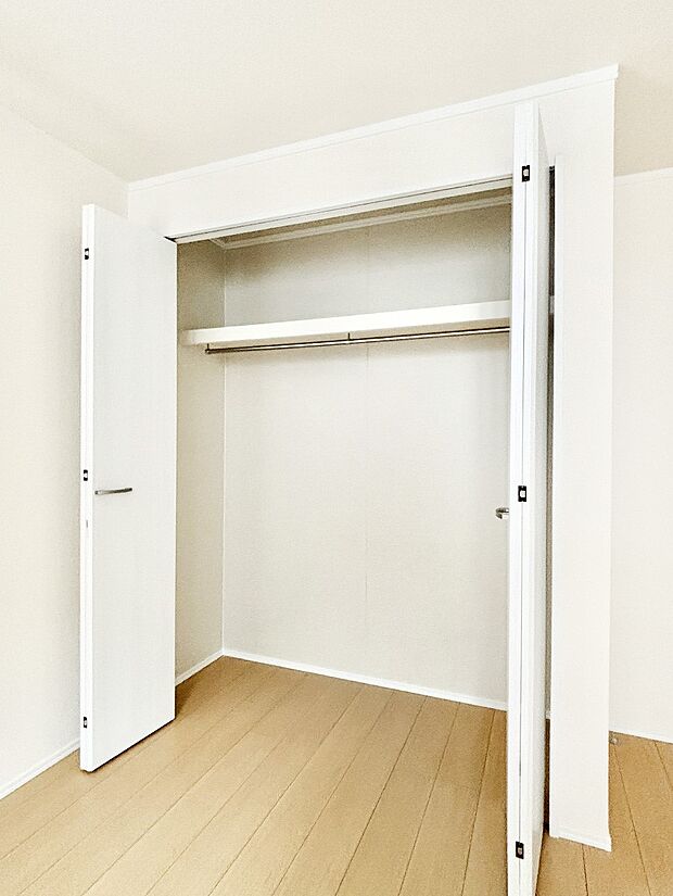 たっぷりの収納スペースで快適に暮らせそう