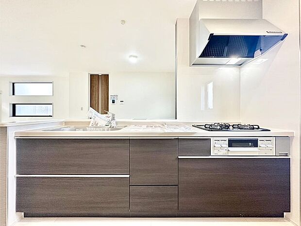 毎日使うキッチンだから、使いやすさ＆お手入れのしやすさにこだわりました。