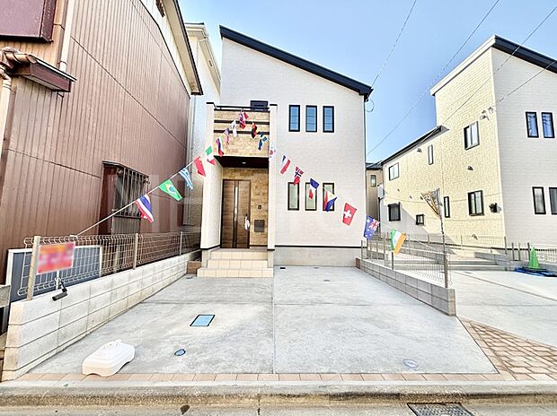 4LDK。南向きバルコニーのある明るい住まい。