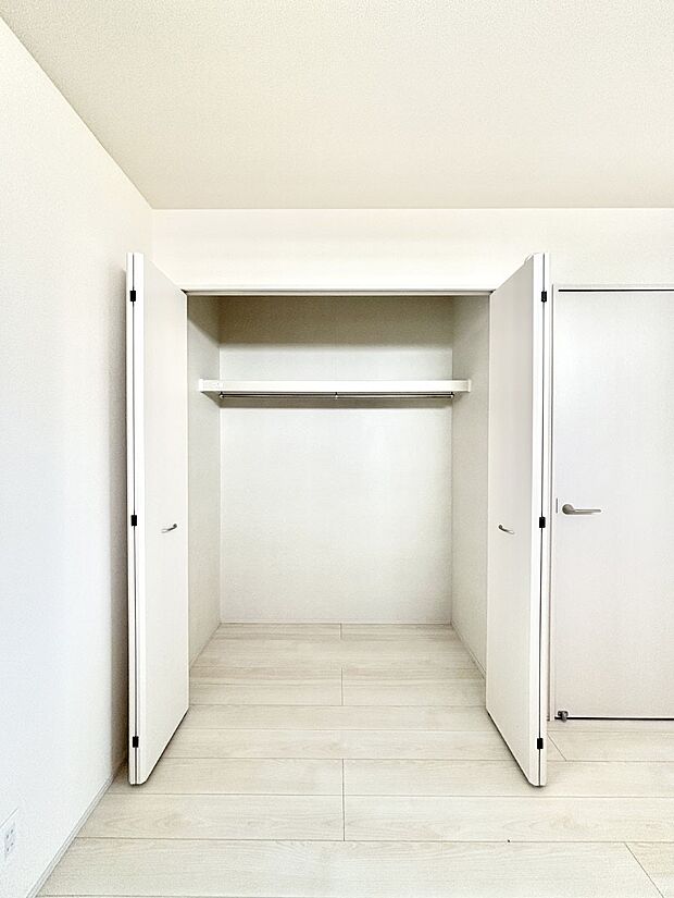 たっぷりの収納スペースで快適に暮らせそう