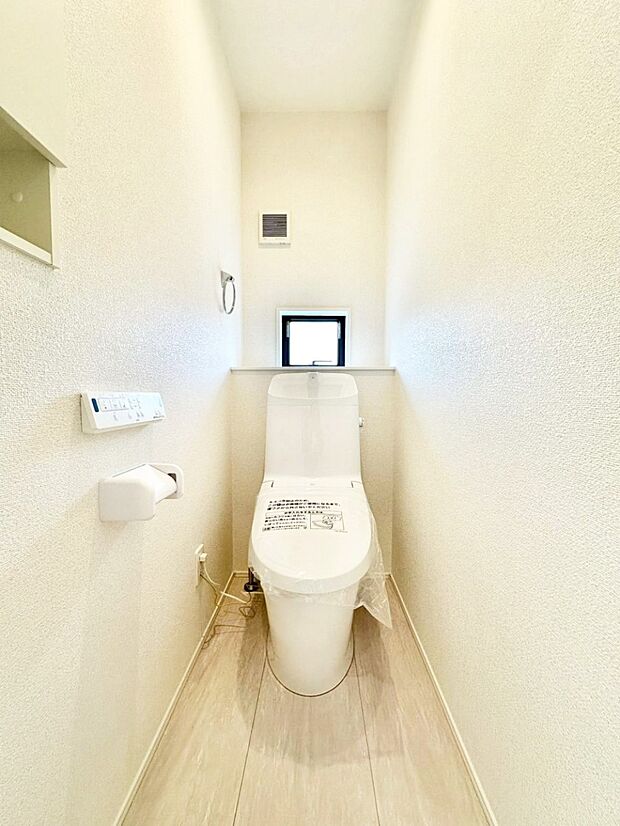 トイレは1階と2階それぞれに配置されていてとても便利です。